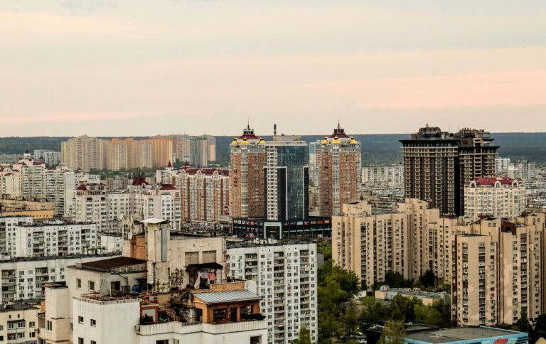 Какие особенности инфраструктуры у каждого района Киева